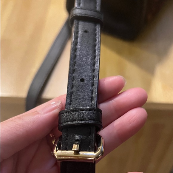 ( 0451) Gianni Bini Black and Leopard Crossbody Bag - Picture 6 of 11